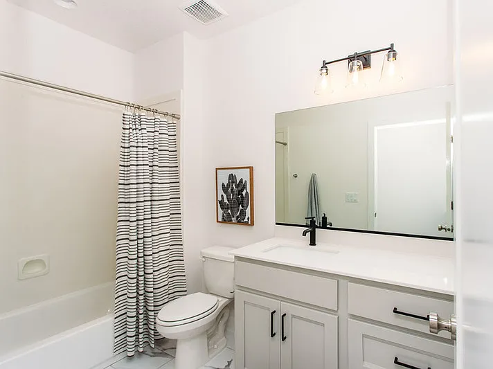 2680 E Wake Forest Ln — Photo 20