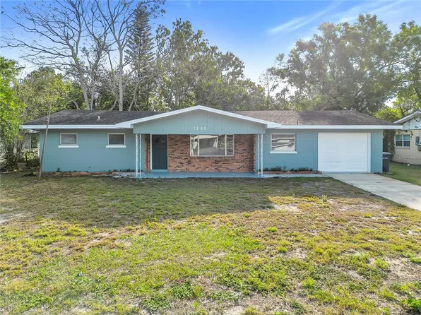 1862 4th St SE, Winter Haven, FL 33880