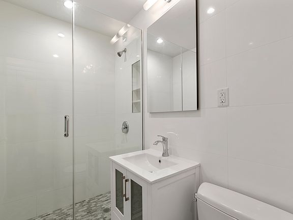 5th image of 53 W 73rd St APT A