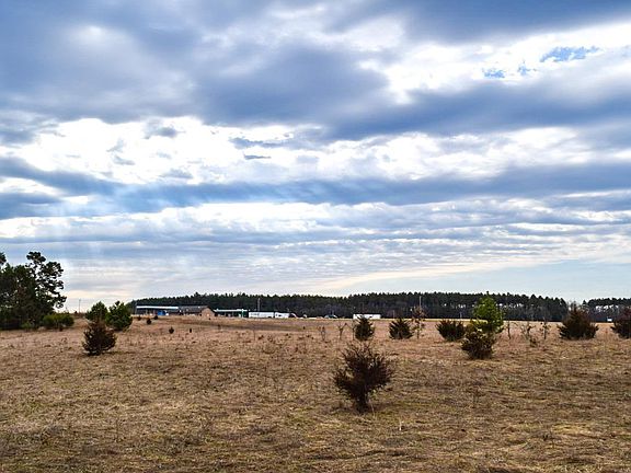 4th image of 4th Avenue