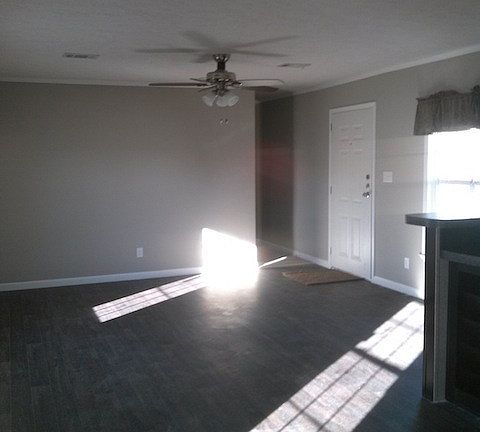 3rd image of 1240 N Cowan Ave Trlr 118