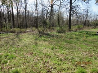 11800 Douglas Cemetery Rd, Gentry, AR 72734