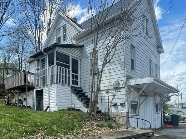 210 Center St, Clarks Summit, PA 18411