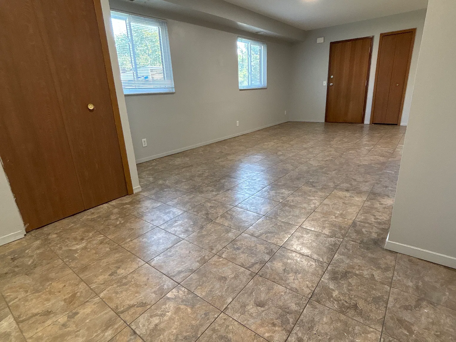 819 Minnesota Dr — Photo 4