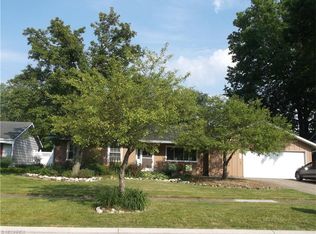 493 Walleyford Dr, Berea, OH 44017