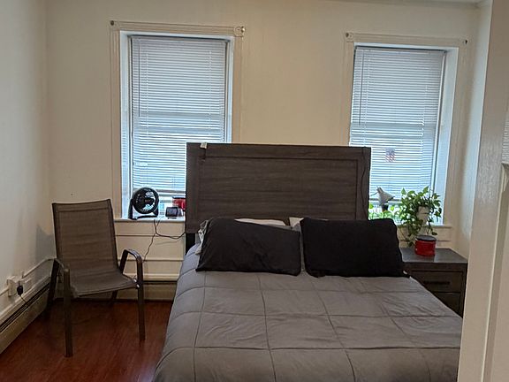 3rd image of 511 N 10th St