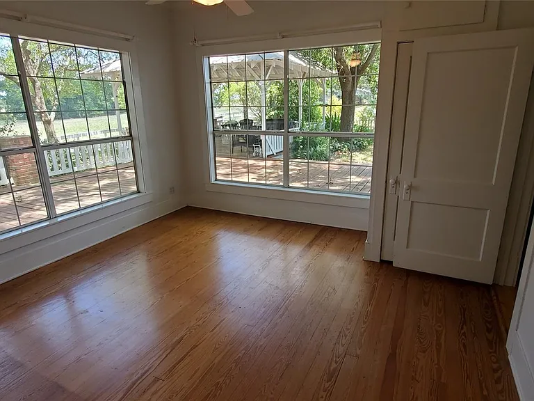 14808 Whitman Rd — Photo 9