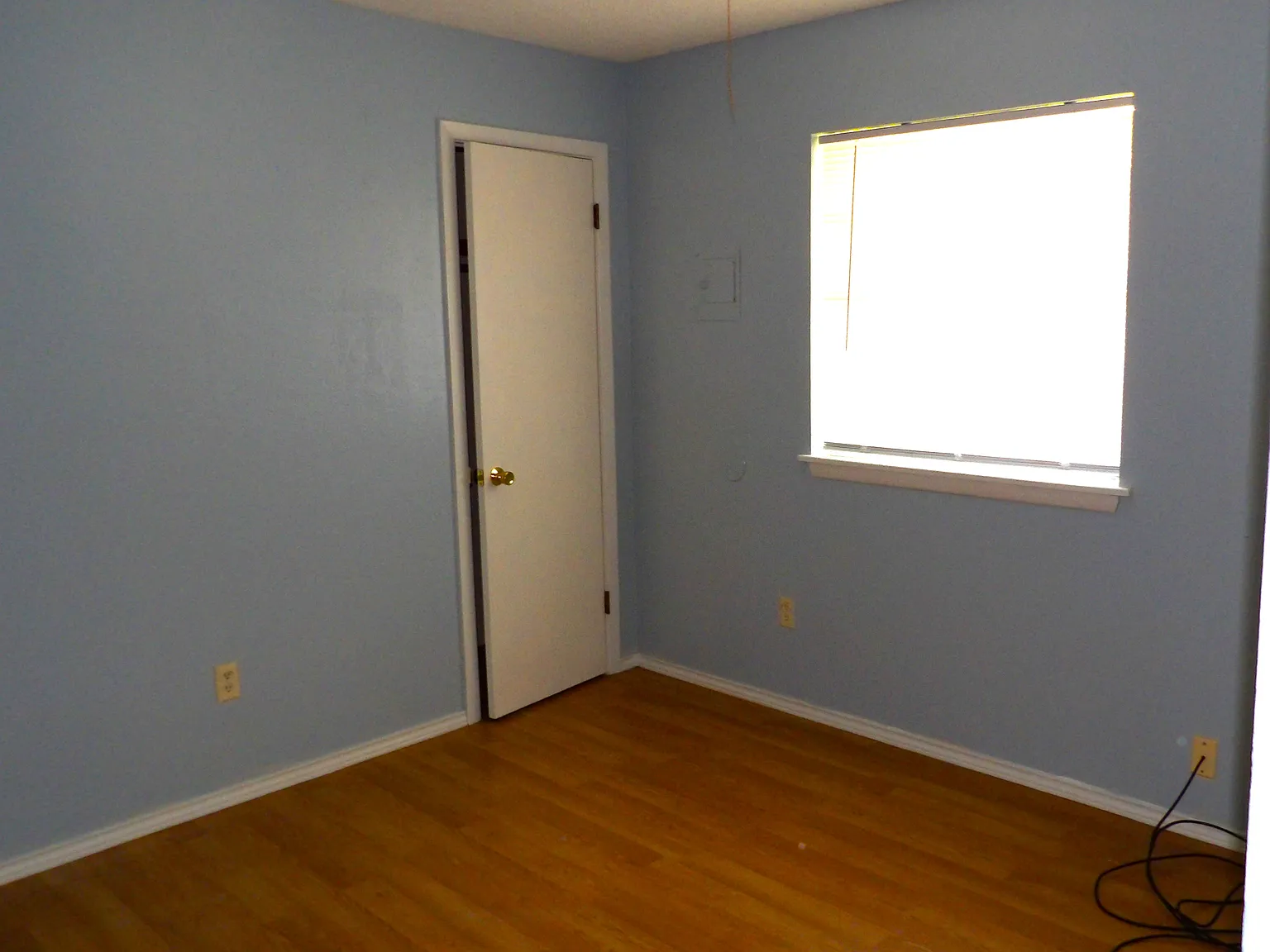 3 bed, 855 sqft, $725 — Photo 3