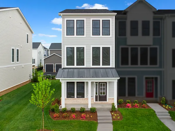 8681 Anderson Ave, Marshall, VA 20115