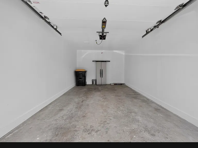 642 Swan Dr — Photo 21