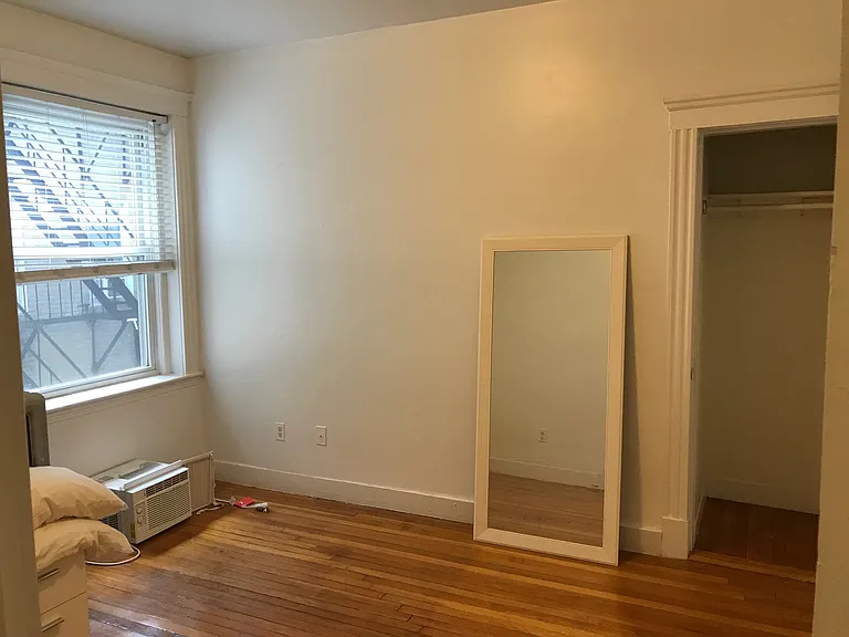 89 Park Dr #18 — Photo 3