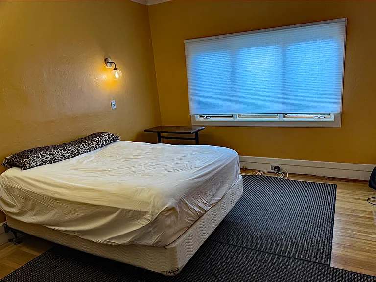 731 Mandana Blvd — Photo 9