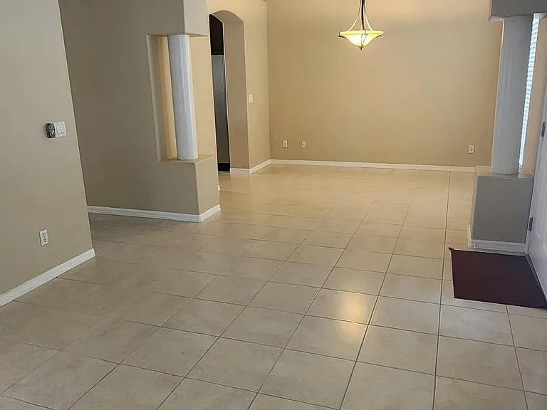 3800 Sunbeam Ct — Photo 3