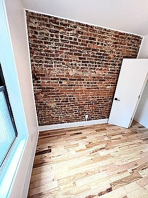 4th image of 530 W 147th St #42