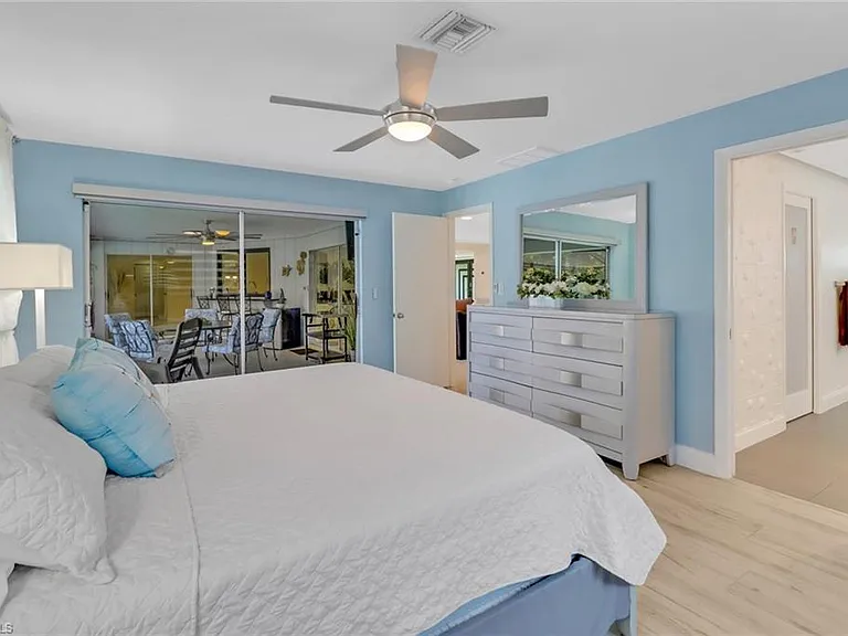 701 N Barfield Dr — Photo 18