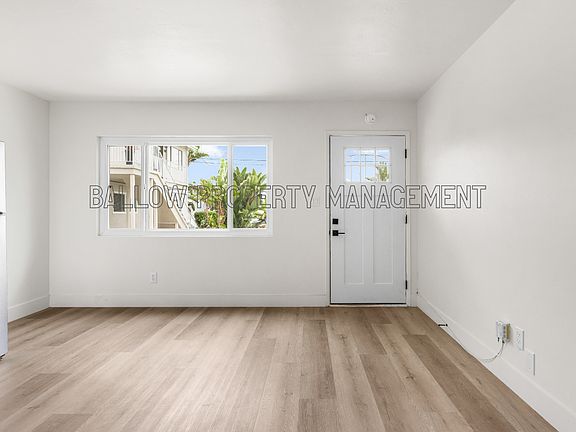 3rd image of 112 Laurel Ave #112