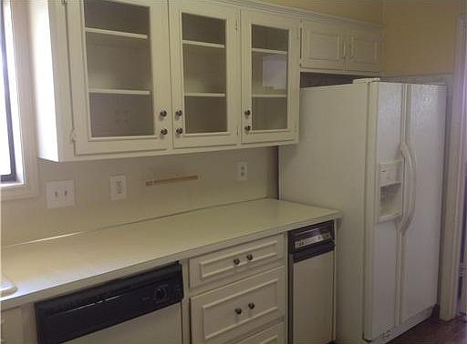 4th image of 2805 Broadmoor Dr