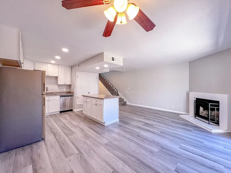Adobe Creek Apartments — Photo 33