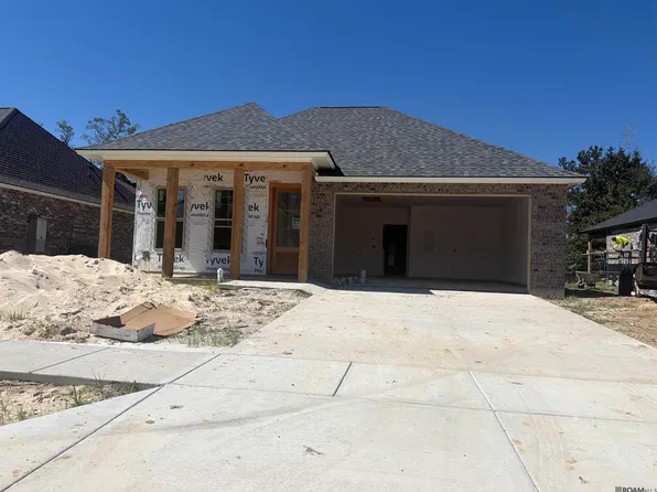 12097 Clare Ct, Geismar, LA 70734