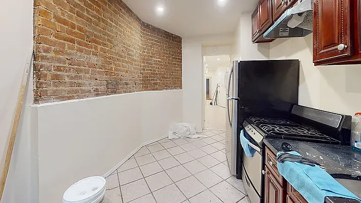 Rented by Bond New York | media 6