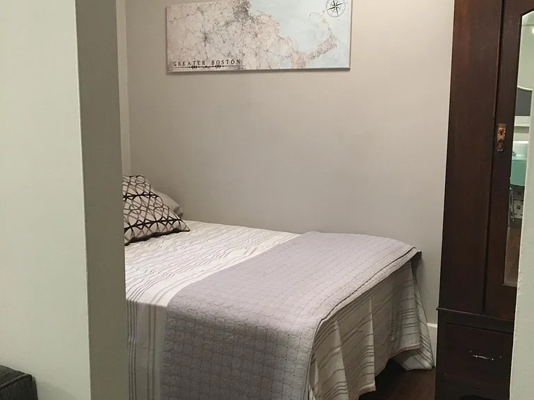154 W Concord St #3B — Photo 4