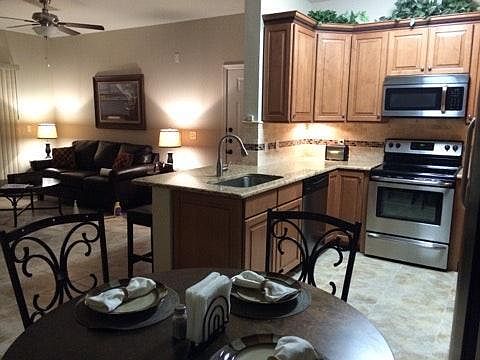 4th image of 1500 E Pusch Wilderness Dr