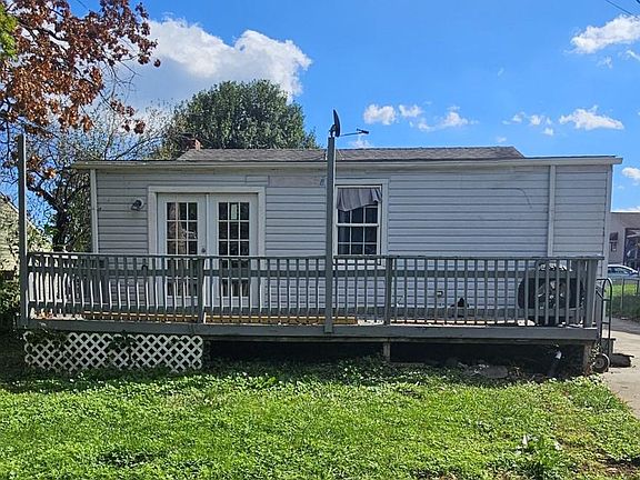 2nd image of 1714 Langley Rd