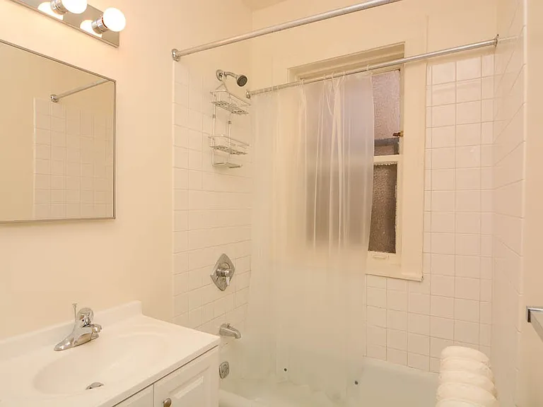 4873 N Talman Ave #3 — Photo 19