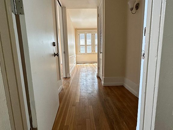 5th image of 1401 N Campbell St #1