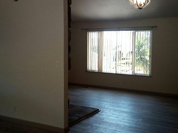 2nd image of 152 Newcastle Dr