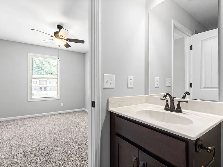 223 Smithson Ln — Photo 15