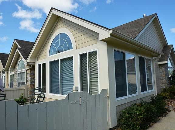 4th image of 6123 NE Kensington Dr