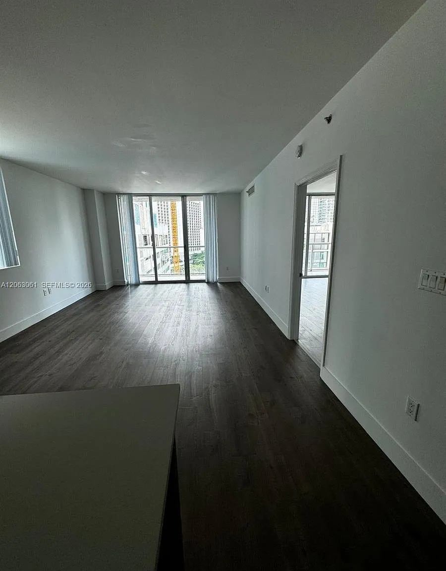 500 Brickell East Condo — Photo 1