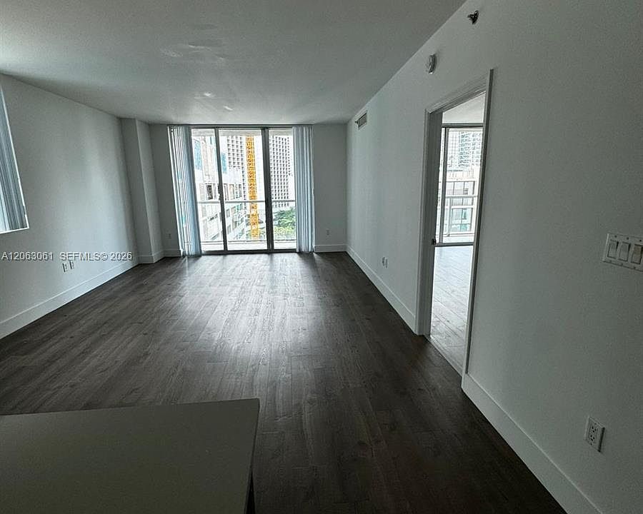 1st image of 500 Brickell Ave APT 1207