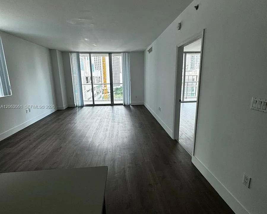 500 Brickell Ave #1207