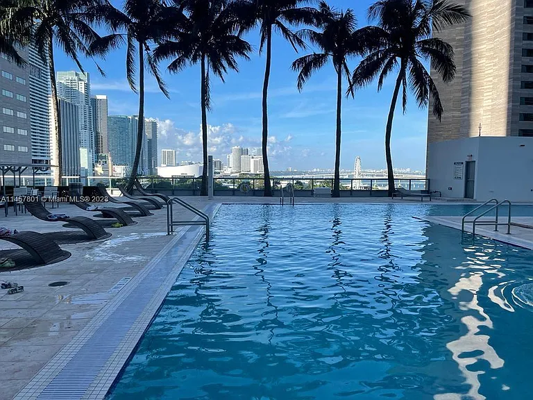 325 Biscayne Blvd #3716 — Photo 19