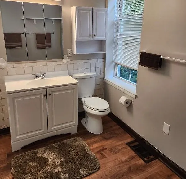 1421 Hamlin St #1421 — Photo 6