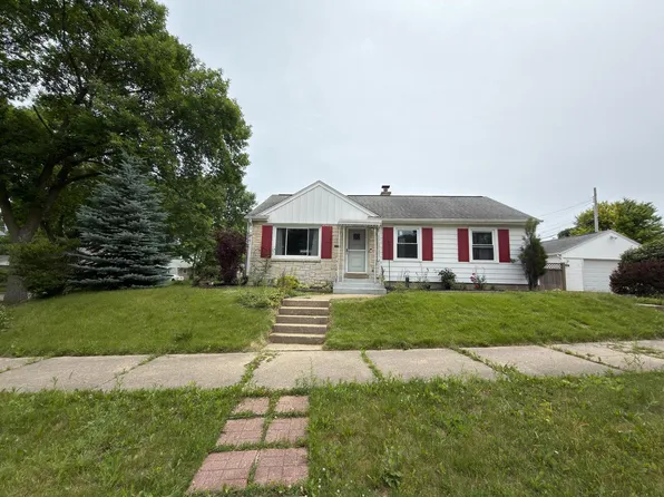7501 W Vienna COURT, Milwaukee, WI 53216