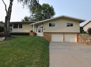 509 Prospect Rd, Waunakee, WI 53597