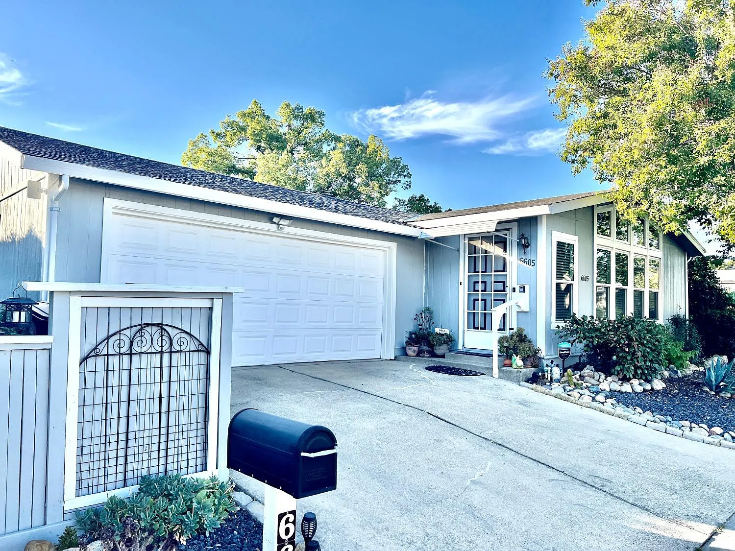 6605 Galaxy Ct photo 1