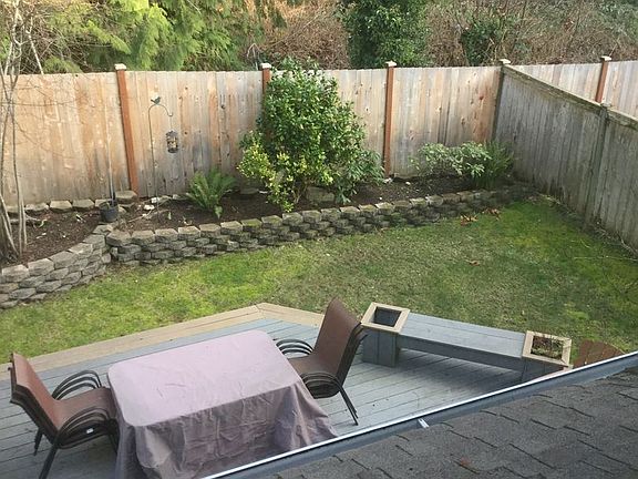 3rd image of 6194 Wynoochee Ln NE