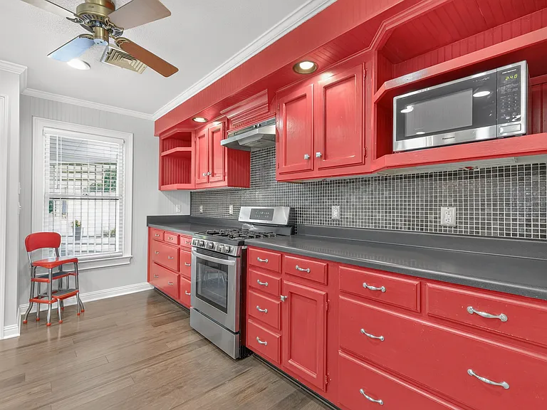 3215 Arthur Dr — Photo 17