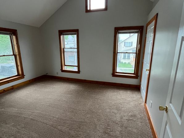 10 E Union St #10