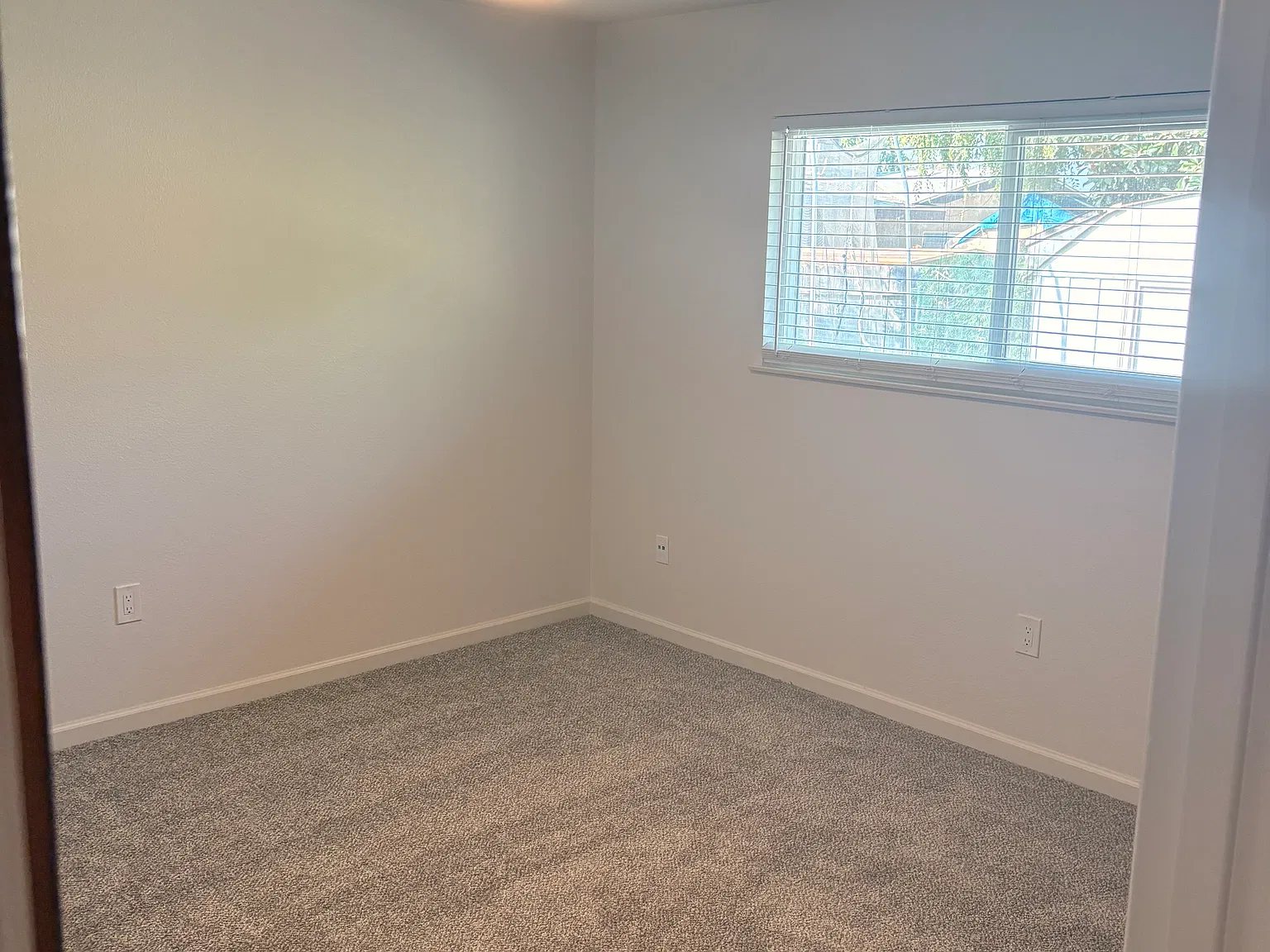 3 bed, 1240 sqft, $2,100 — Photo 3