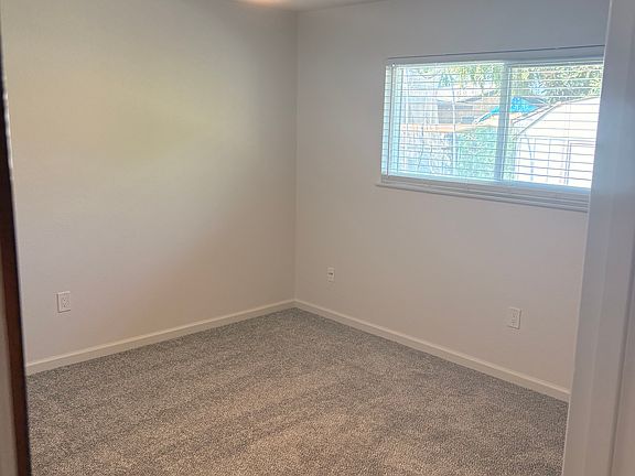 3rd image of 138 Russell Ave