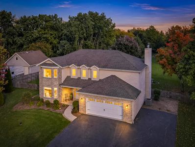 4N563 Arrowhead Dr, St Charles, IL, 60175
