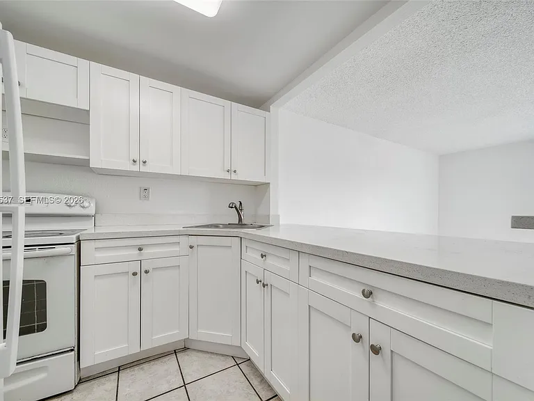 801 NW 47th Ave #515W — Photo 2