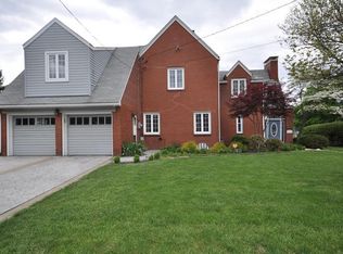 1016 3rd Ave, Elizabeth, PA 15037