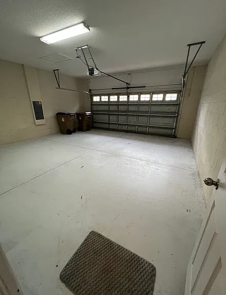 3705 Greencrest Ct — Photo 31