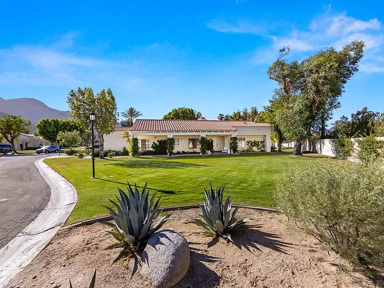 50192 Calle Maria — Photo 4